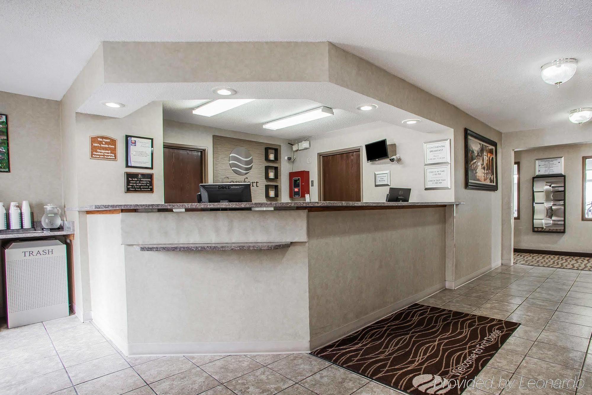 Baymont By Wyndham Fort Dodge Exterior photo